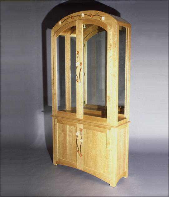 Clematis Cabinet